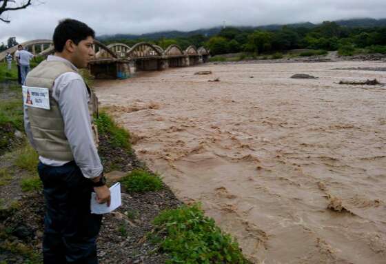 Continúa la asistencia a pobladores salteños afectados por las lluvias