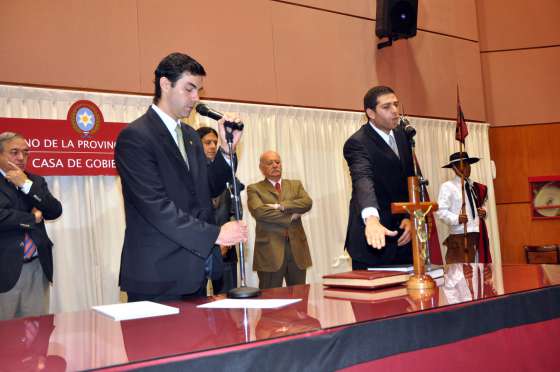 Urtubey tomó juramento al nuevo secretario de Ingresos Públicos 