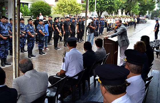 Reconocimiento del gobierno provincial a efectivos policiales de la Unidad Regional Nº 3