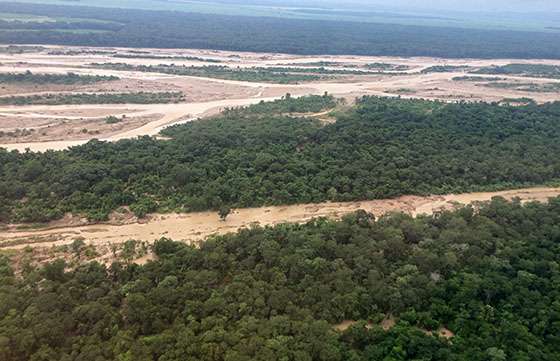 Minería recorrió los ríos Blanco y Pescado para relevar contingencias por inundaciones en Orán