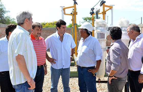 En Coronel Cornejo y General Ballivián tendrán gas por una obra que ejecuta el Gobierno salteño