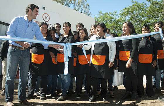 Urtubey inauguró la segunda fábrica social de Cafayate