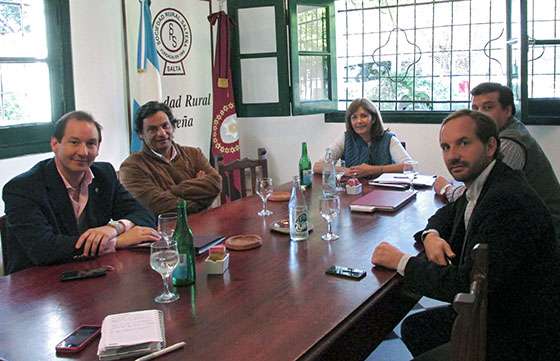 El ministro Saravia analizó aspectos del desarrollo productivo con la Rural salteña