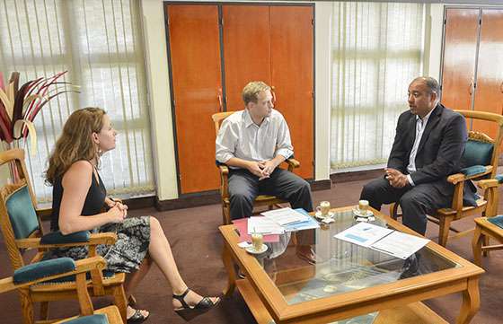 El ministro de Educación recibió a miembros de la Fundación ​Enseñá por Argentina