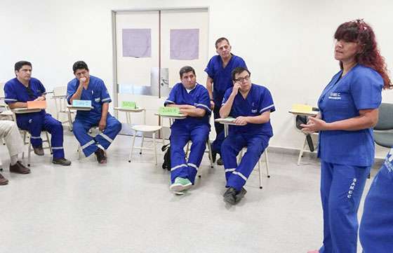 Personal del Samec se forma como instructores