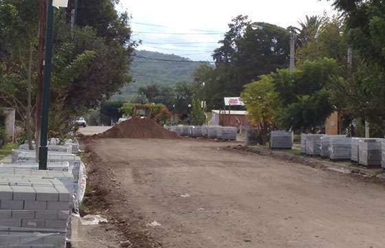 La Provincia realiza obras de adoquinado en La Viña