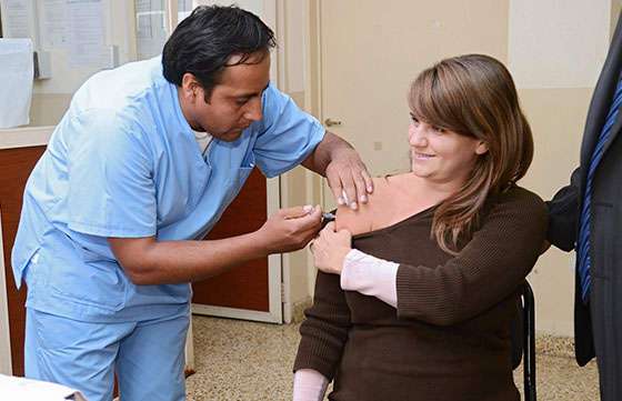 Hasta hoy se distribuirán vacunas antigripales en Capital