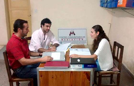 En 2014, unas 600 personas asistieron al Centro Comunitario de Mediación de Embarcación