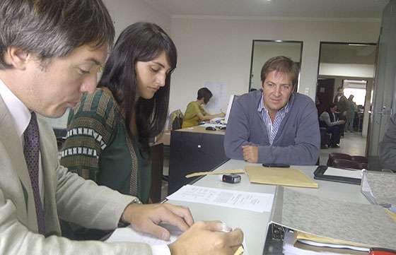 Más estudiantes podrán disfrutar de nuevos playones deportivos en el interior de la provincia