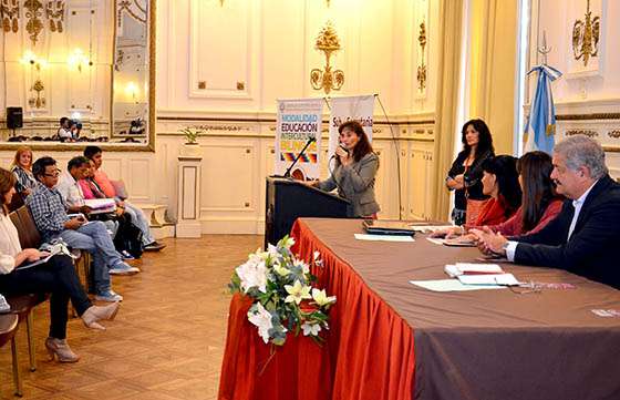 Maestros bilingües relataron sus experiencias pedagógicas en la jornada sobre Educación Intercultural Bilingüe