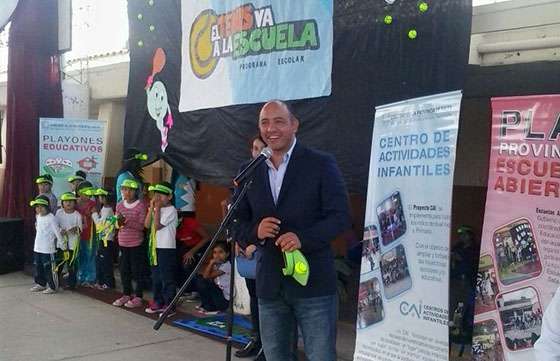Salta implementa en diez escuelas el programa “El tenis va a la escuela”