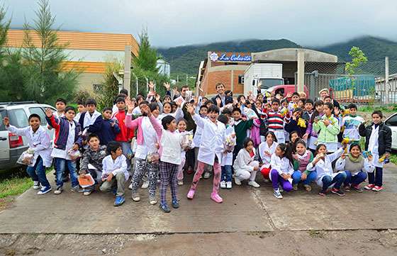 Alumnos de primaria conocieron los procesos productivos en dos fábricas salteñas