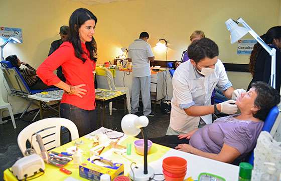 Derechos Humanos entregará más de 600 prótesis dentales en Oràn