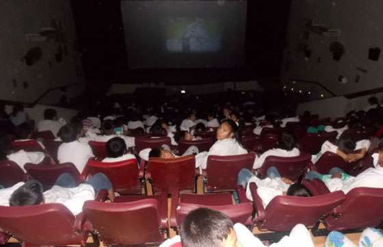 Alumnos de Orán disfrutaron de una jornada de cine ambiental