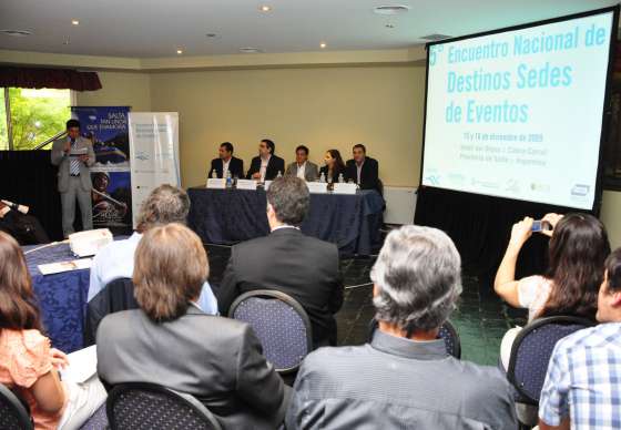 Provincias fomentan el turismo de reuniones a nivel nacional  