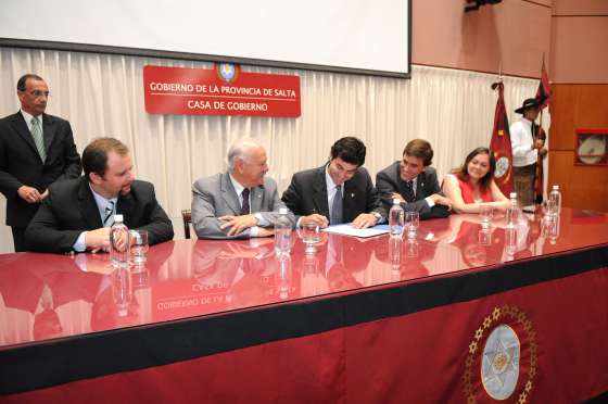 El Gobierno creó la Tecnicatura en Administración Pública para formar su recurso humano