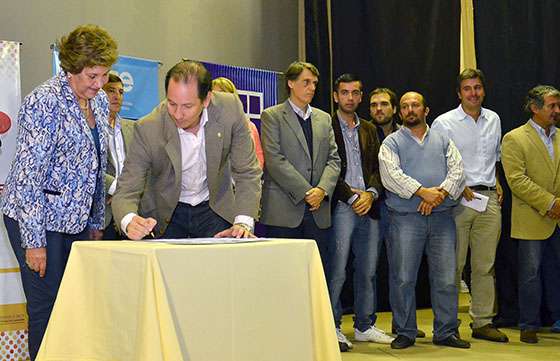 En Orán, el Gobierno brindará también un fuerte apoyo al sector comercial