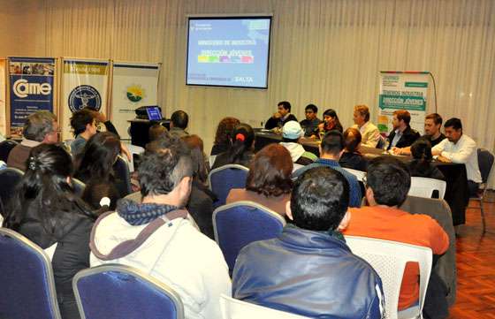 Se lanzó el programa Aprendiendo a Emprender para fomentar la inserción laboral de los jóvenes