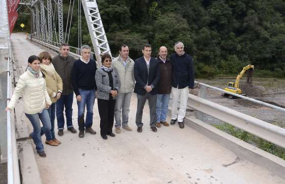 Inició la obra de pavimentación en un tramo de la Ruta 33