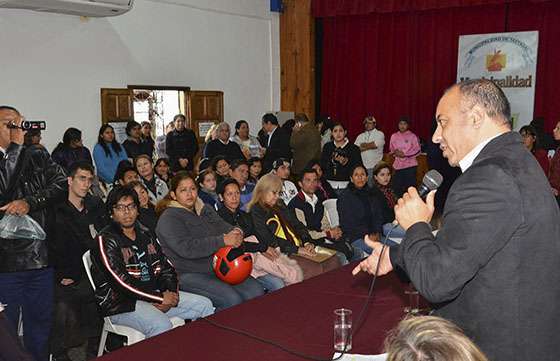 Un Centro de Formación Profesional, equipos escolares y obras refuerzan la educación en el norte provincial