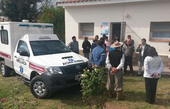 El hospital de Guachipas recibió una nueva ambulancia