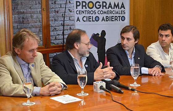 Se realizó el lanzamiento de la campaña comercial “Revolución”