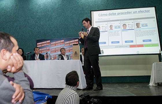 Mendoza toma la experiencia de Salta en el voto electrónico