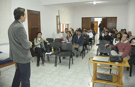 Destacada participación en el seminario El comercio Internacional y las Mipymes de Salta