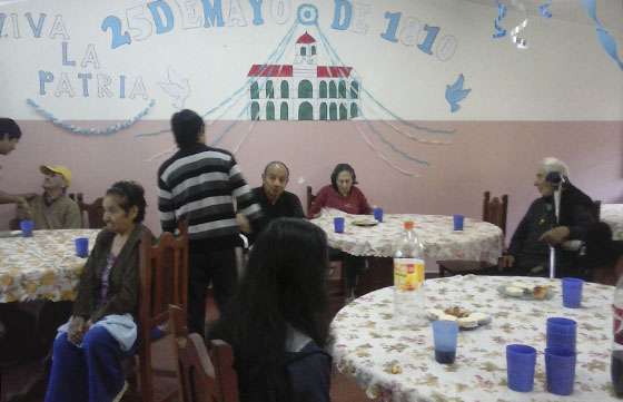Chicos del Centro de Atención a Jóvenes en Conflicto visitaron el Hogar de Ancianos