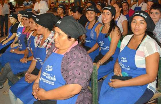 En Ballivián inicia la capacitación para auxiliares de gastronomía y economía familiar