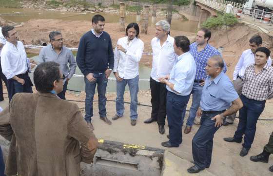 Ejecutan obras para mejorar el tránsito fronterizo en Salvador Mazza