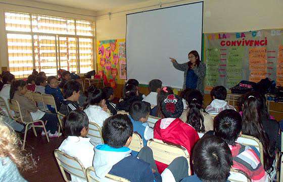 La Secretaría de Seguridad dictó una charla de capacitación sobre bullying en barrio Progreso