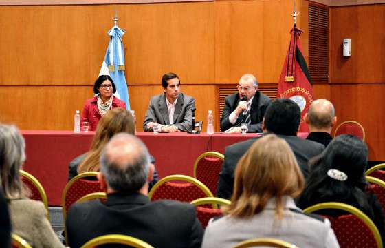 El Gobierno promueve la formación en cadenas de valor mineras