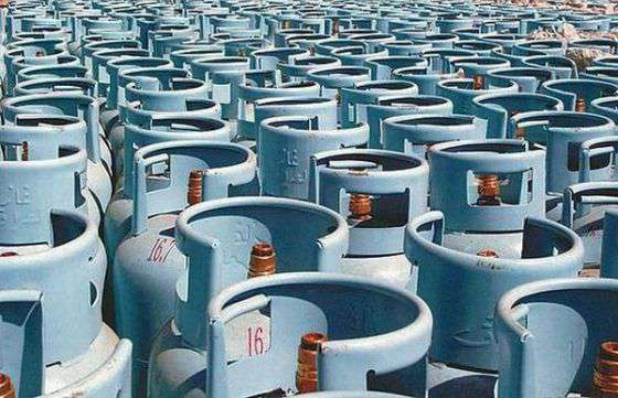 La distribución y venta de garrafas continuará esta semana en los barrios