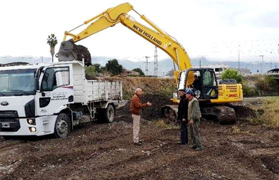 Reiniciaron tareas de limpieza en el cauce del río Arenales