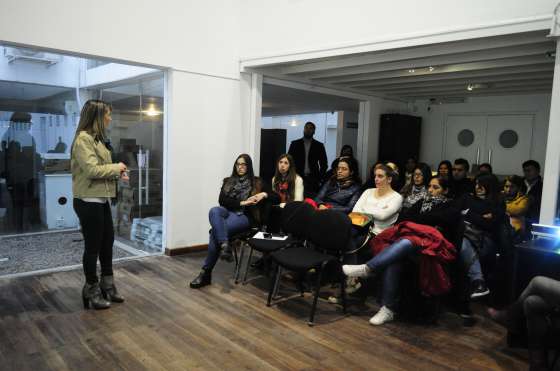 Encuestadores del Ministerio de la Primera Infancia se capacitan para detectar casos de violencia de género
