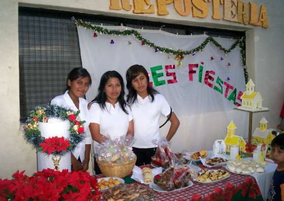 Capacitación y exposición de trabajos de adolescentes