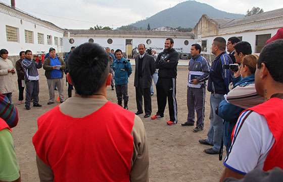 El “Chipi” Figallo participó de una clínica de rugby en el Penal de Villa Las Rosas