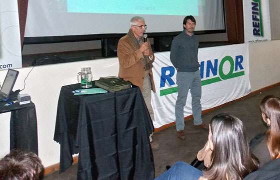 Expusieron políticas de producción limpia ante educadores de Aguaray
