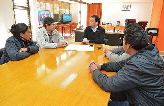 El ministro Rodríguez se reunió con el intendente y cooperativistas de San Carlos