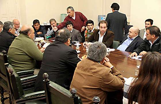 El ministro Cornejo expuso a senadores las políticas implementadas en materia de seguridad