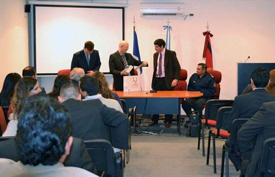 Profesionales franceses capacitaron a funcionarios provinciales sobre nuevas técnicas de investigación a nivel mundial