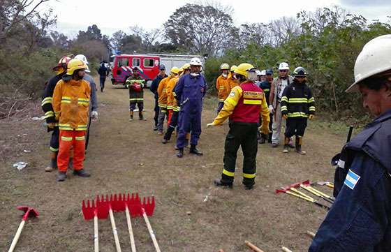 Defensa Civil capacitó a los Bomberos Voluntarios de Metán y Rosario de la Frontera