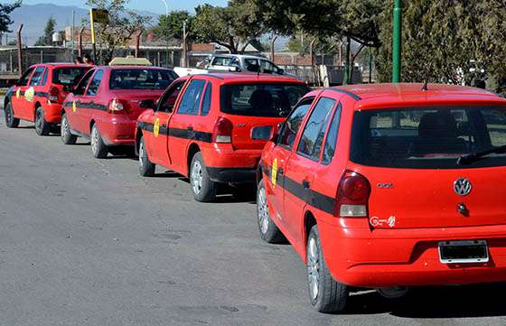 Regirá en la ciudad un nuevo cuadro tarifario para el servicio de taxis y remises