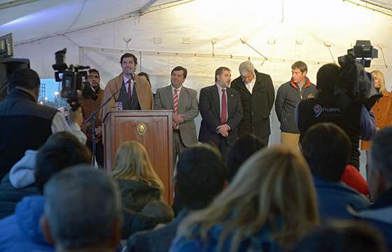El Gobernador Urtubey entregó viviendas a docentes de la Capital