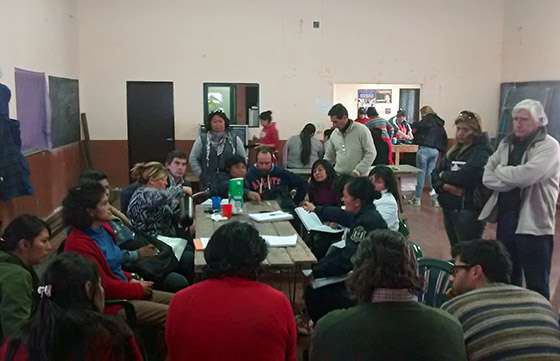 Encuentro comunitario para abordar los consumos problemáticos y adicciones