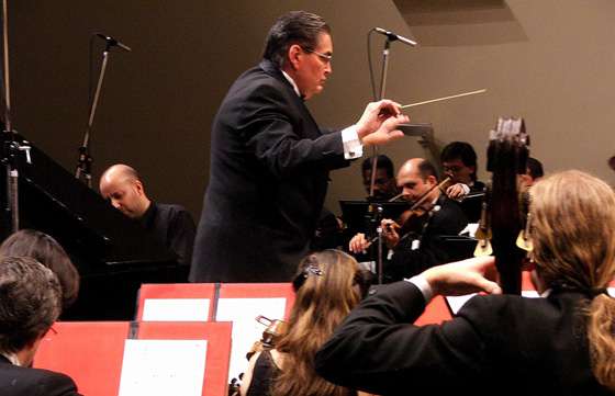 Felipe Izacaray el viernes dirigirá nuevamente a la Orquesta Sinfónica