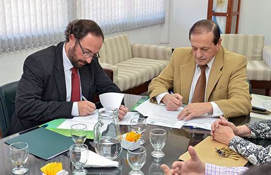 Alumnos de la UNSa realizarán trabajos en energías renovables e hidrocarburos
