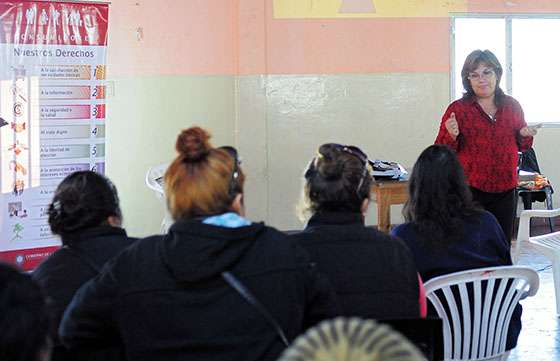Mujeres de la zona norte capitalina conocieron más sobre sus derechos de consumidores