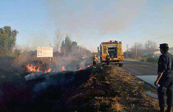 Se registraron incendios en distintos puntos de Capital y el interior provincial